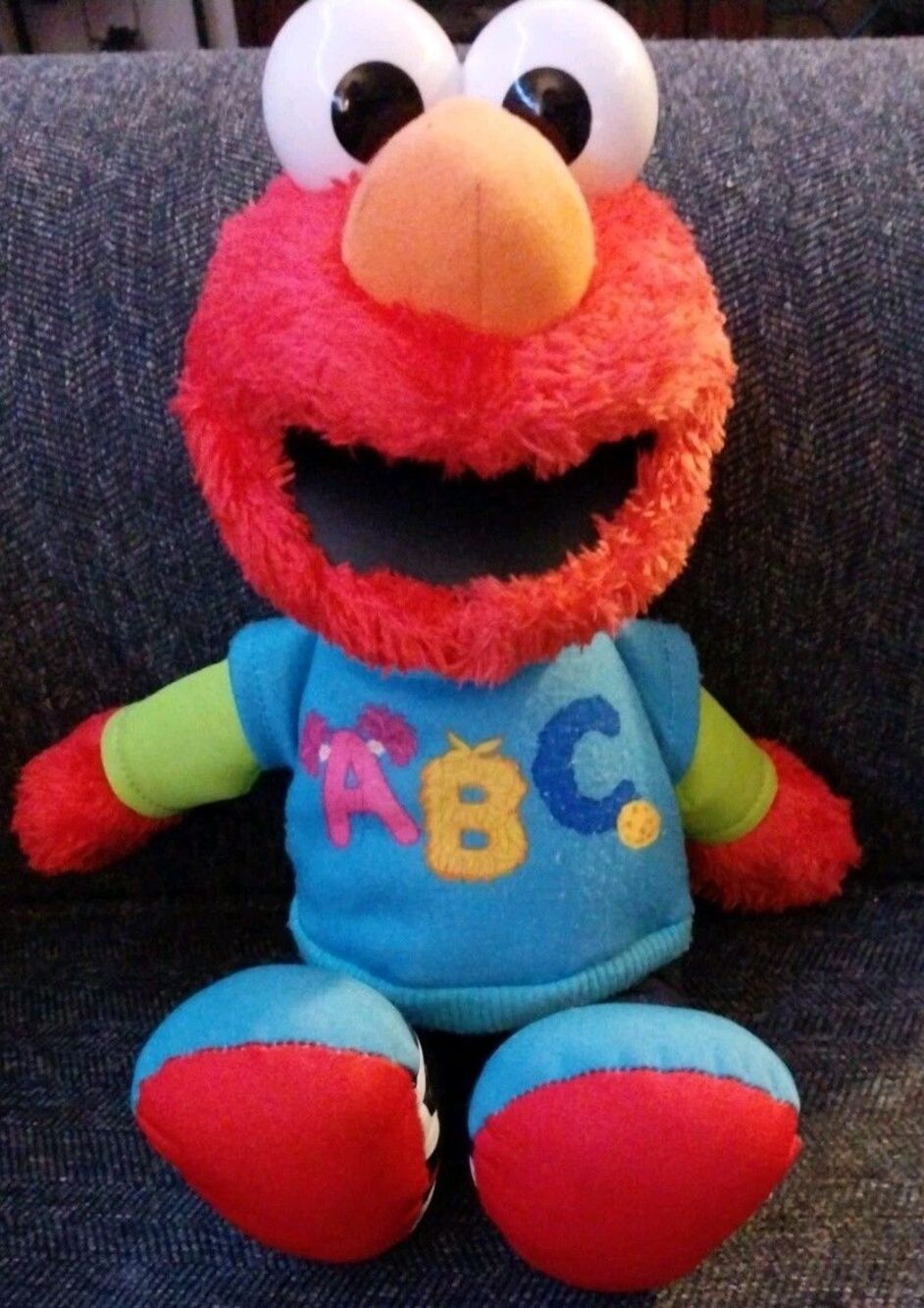 Playskool Sesame Street Singing ABC Elmo Plush 12" Talking Interactive Toy 2013